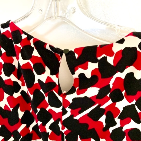 REDUCED! Calvin Klein Red, White and Black Print Sleeveless Top - Picture 3 of 5